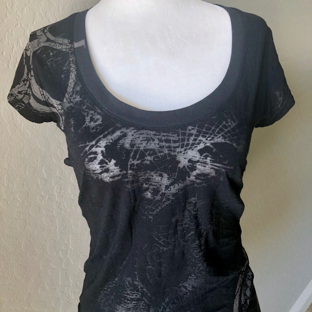 BCBG T-Shirt Size Small